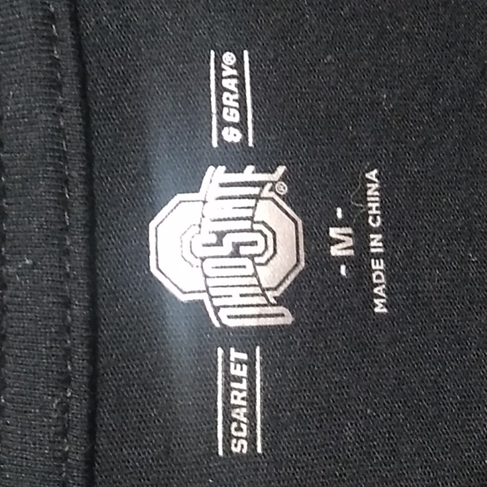 (C-31) SALE! NWT Ohio State Buckeyes Long Sleeve Tee Sz.M - Picture 3 of 7
